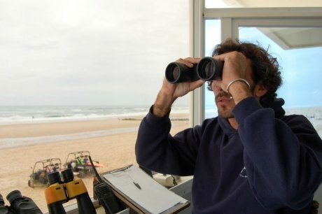 Hors saison la surveillance des plages au débat