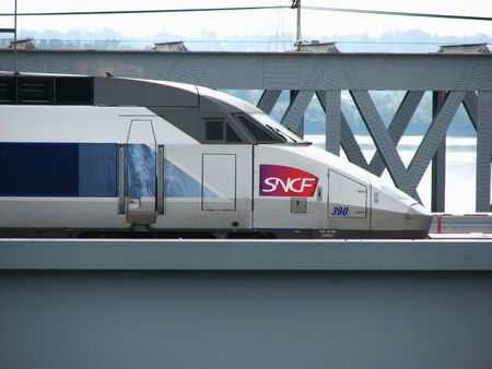 Travaux_nouveaux_pont_Garonne_trains_114