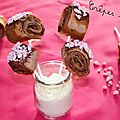 Crêpes sucettes {poudre de biscuits roses - chocolat - <b>meringues</b>}