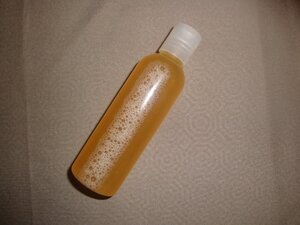 eau micellaire anti-rougeurs