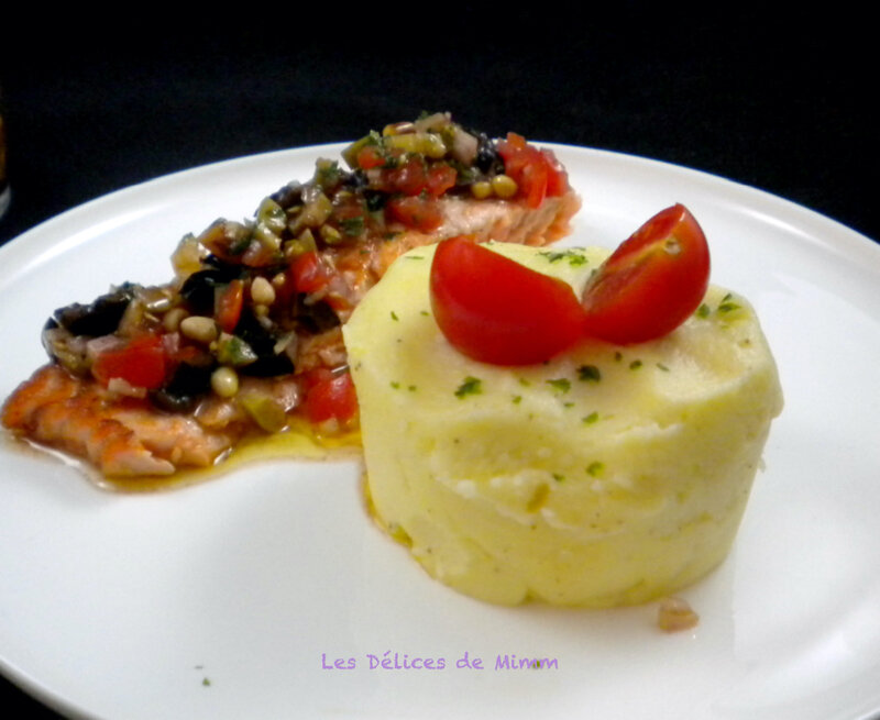 Pavé de truite et sauce vierge au citron confit