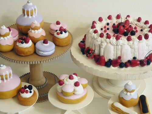 Buffet de pâtisseries, esprit XVIIIe , Marie Antoinette