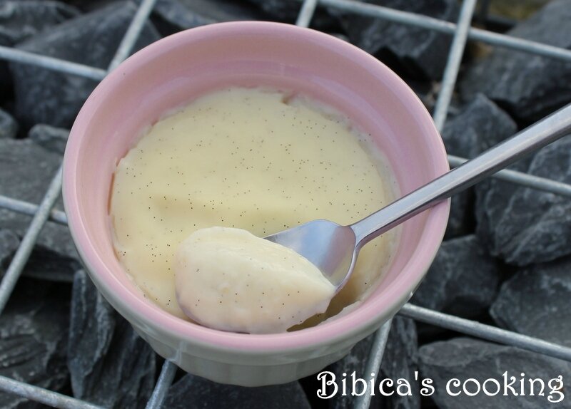 Crème à la vanille cuillère