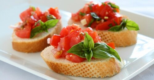 Brushetta_tomatoes_bread_italian