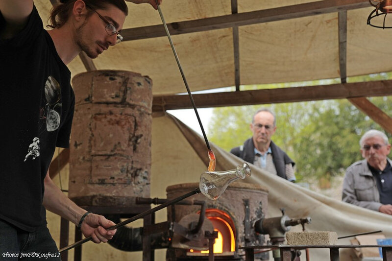 Photos JMP©Koufra 12 - Souffleur de verre - 07052018 - 001