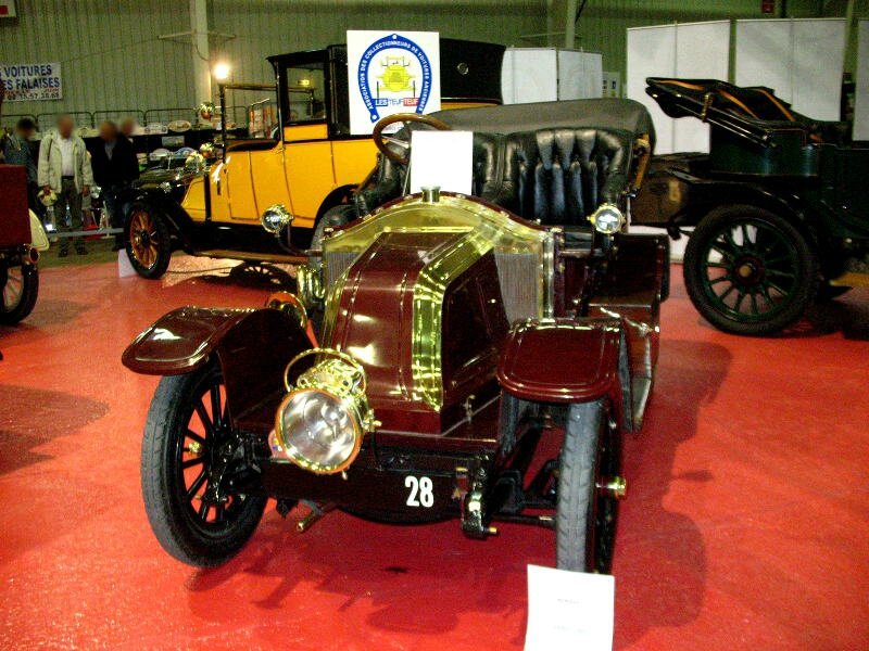 RenaultAX1909av