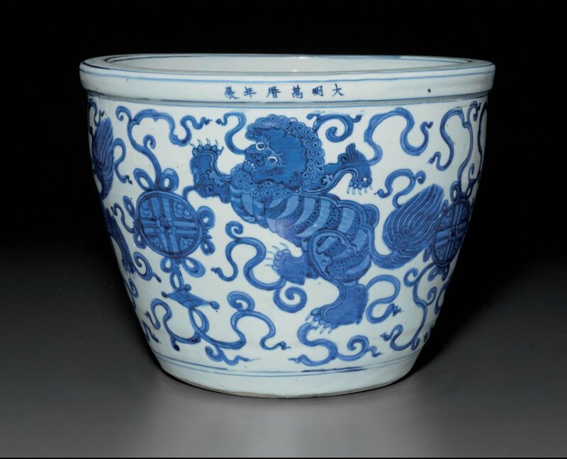 A very rare blue and white jardinière, Wanli six-character mark in underglaze blue in a line and of the period (1573-1619)
