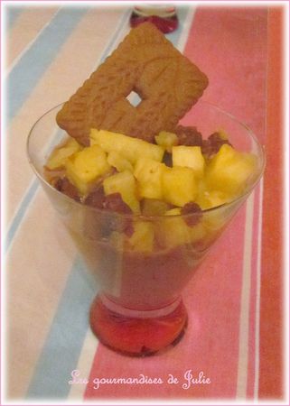 recettes Croustillant de speculos, mousse chocolat blanc fruit de la passion