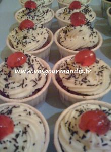 Cupcakes foret-noire Vos Gourmandiz