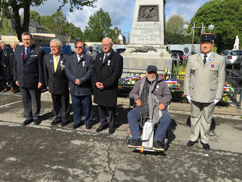 cérémonie_armistice_8 mai 1945_8 mai 2019_Avranches_décoration_Georges Née_Claude Lieffroy_Daniel Pichon_Yves Encoignard_Michel Gaumet