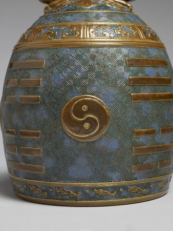 hdCloche_taoiste_detail