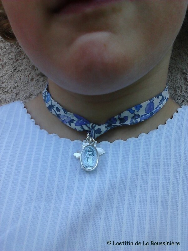 Collier de l'Annonciation (porté)