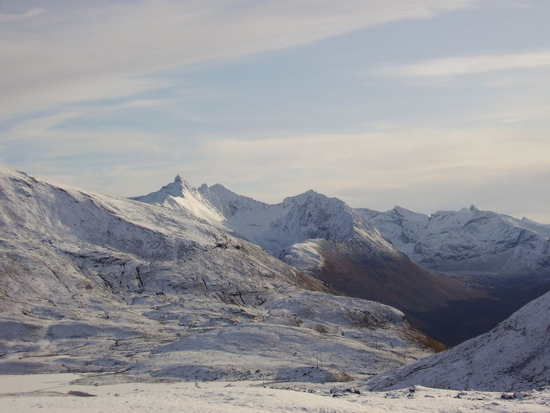 04-10-08 Tromsdalstind et neige (80)