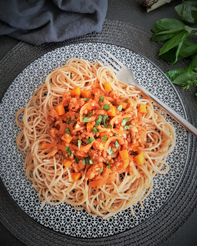 cathytutu spaghetti bolognaise végétale aux lentilles quitoque panier20200815_124209 (3)