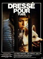 Dresse_pour_tuer white dog