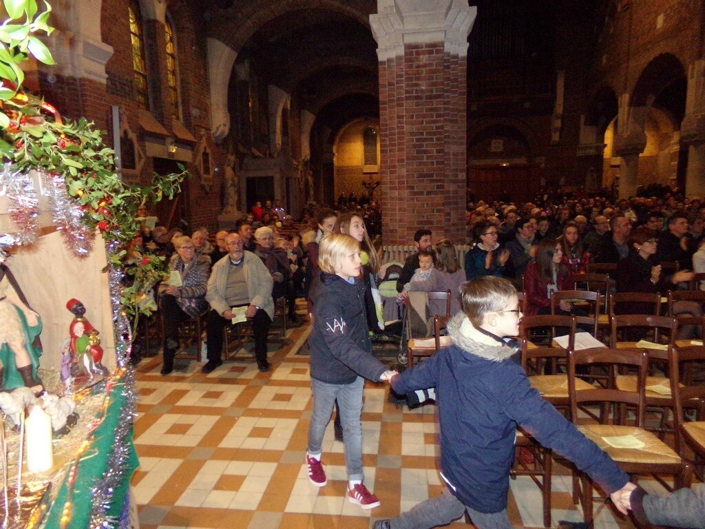 2017-12-24-veillée Noël-LE DOULIEU (37) (Copier)