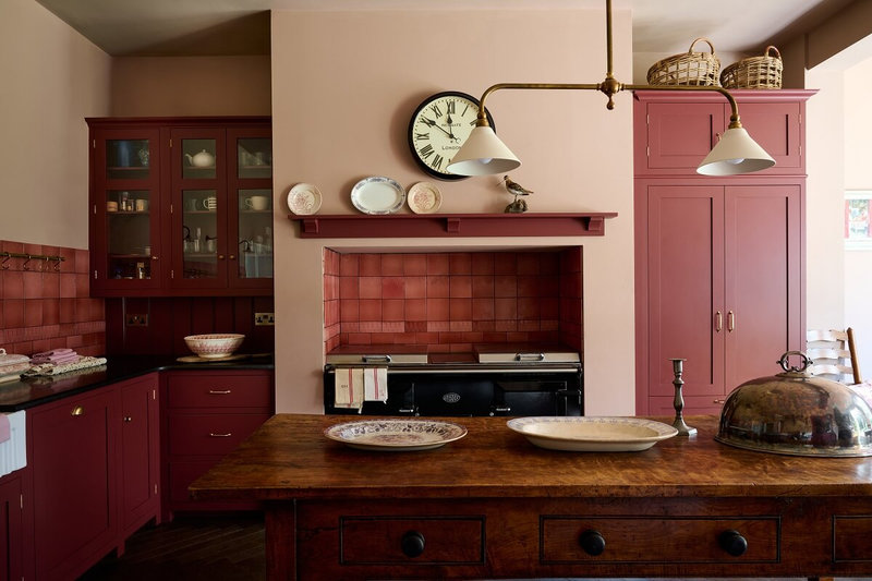 devol-country-kitchen-vintage-island-refectory-red-cupbaords-nordroom