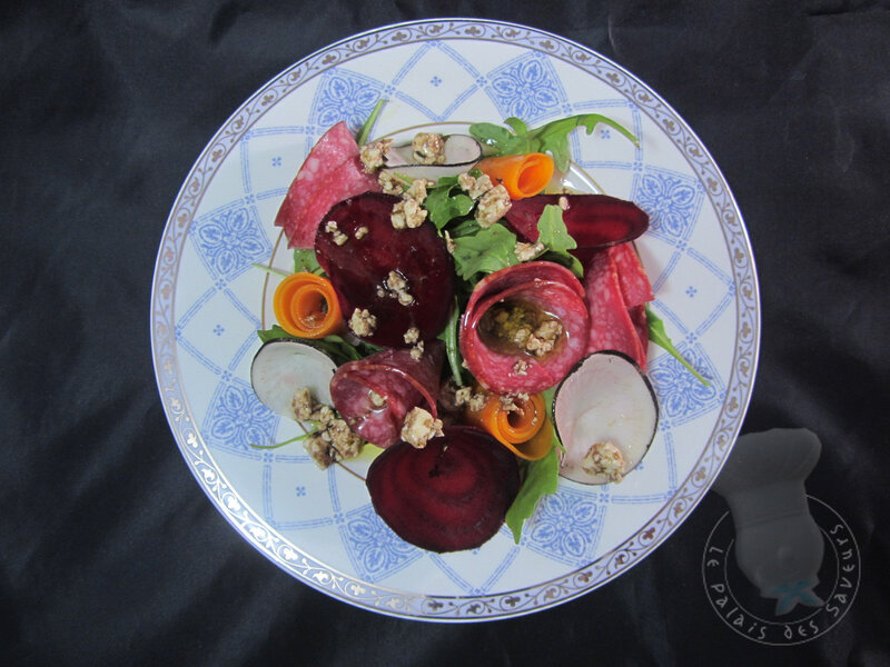 Assiette crudités et charcuterie