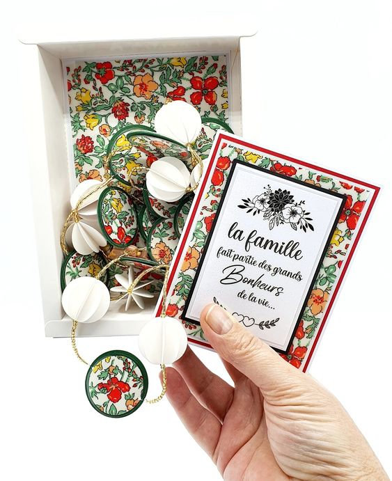 boite liberty et guirlande assortie