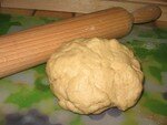 Tarte_aux_mirabelles_belles_et_fraises_du_jardin_avec_farine_T80_001