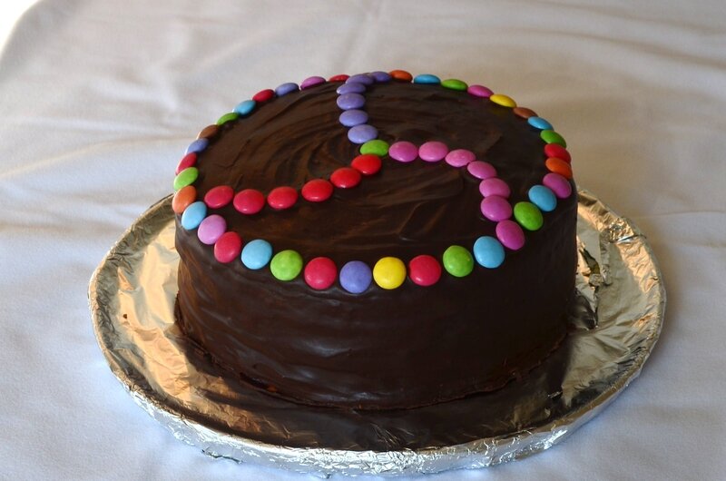 pinata_cake_gateau_smarties_la_chouette_bricole