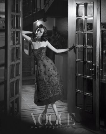 Sun_Fei_Fei___Vogue_Korea_July_2010___3