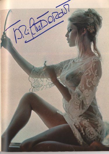 bb_autograph-playboy_mag-02