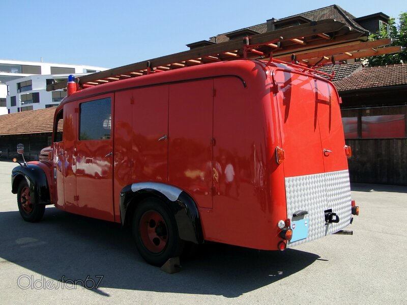 ford-698t-firetruck-1947-b