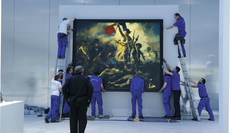 La-Liberte-guidant-le-peuple-vandalise-le-Louvre-rassure_article_landscape_pm_v8