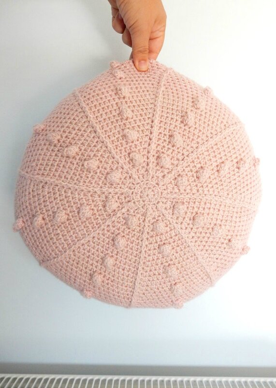 coussin oursin - Crochet déco - Anisbee