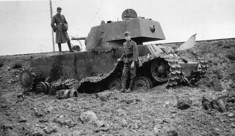 Kowno_Panzerschlacht_1941_01_(RaBoe)